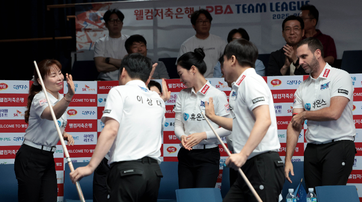 휴온스 선수단. PBA