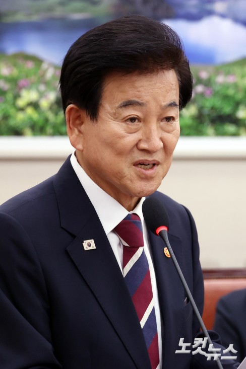 인사말하는 정동영 통일부 장관