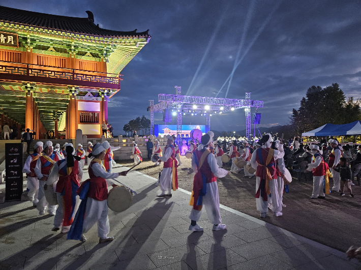 지난해 열린 문화유산야행 풍물놀이. 경주시 제공