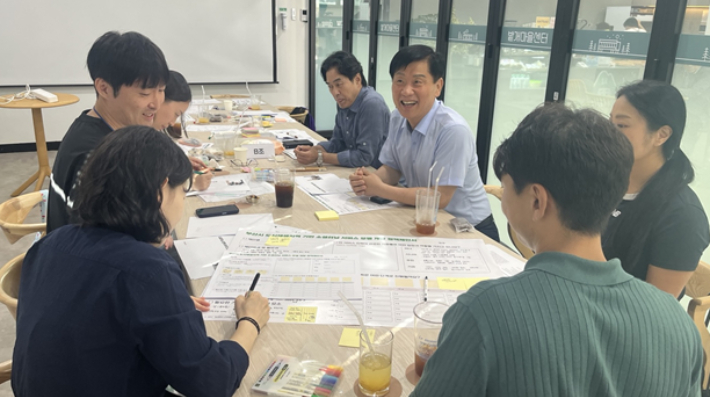 부산시의회 사람·환경·미래 연구모임. 부산시의회 제공