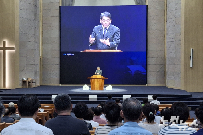 포항제일교회는 20일부터 22일까지 한국해외선교회(GMF)대표인 권성찬 선교사를 강사로 2025 선교부흥집회를 개최했다. 유상원 아나운서