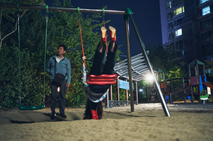 영화 '악마가 이사왔다' 스틸컷. CJ ENM 제공