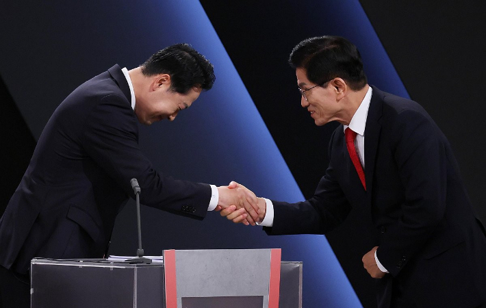 [속보]국민의힘 김문수·장동혁 결선 진출…반탄 초강세