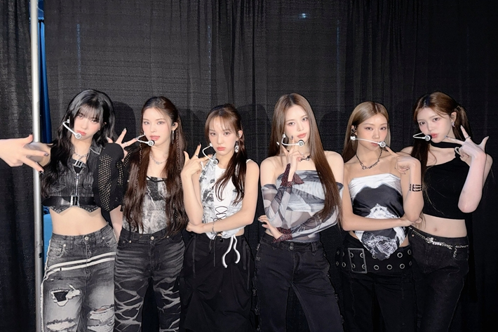 윤지윤 탈퇴로 6인조 된 이즈나, 데뷔 첫 팬 콘서트 연다