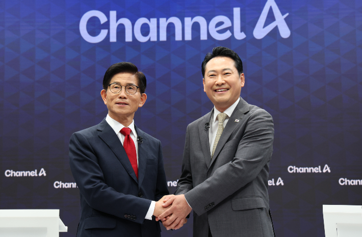 한동훈·조경태 끌어안은 金 vs 張 "지명직 최고는 반탄파"