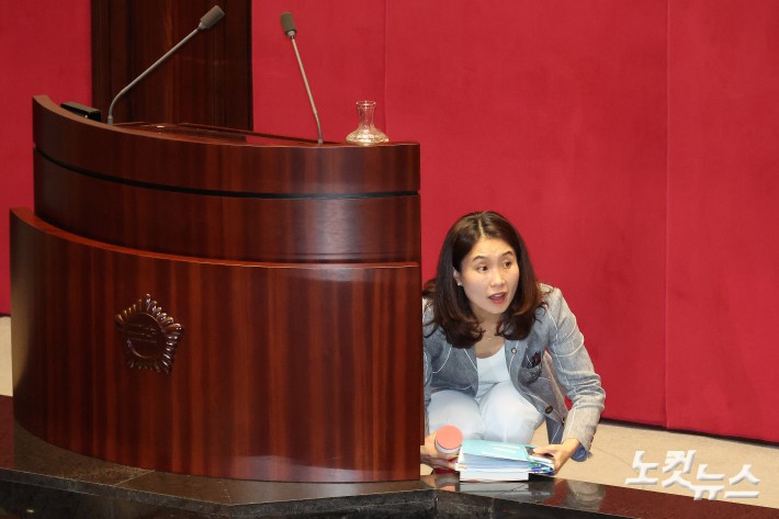 무제한토론 마친 국민의힘 김소희 의원