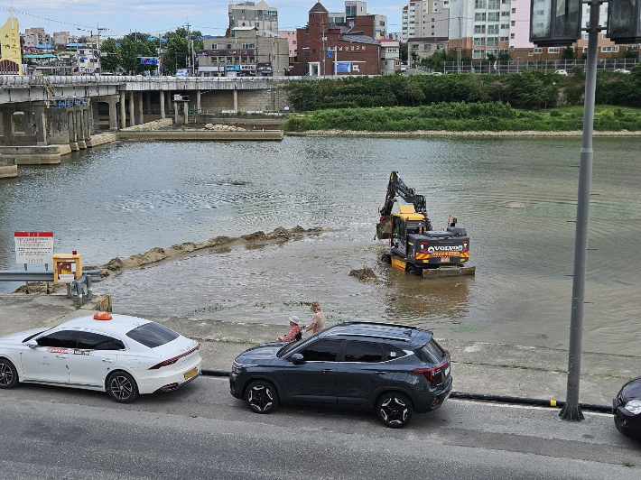 강릉시, 폭염에 대응 농업용수 확보에 총력. 강릉시 제공