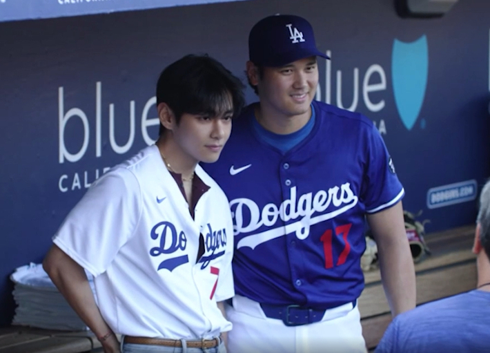 BTS 뷔와 LA 다저스의 오타니 쇼헤이. 메이저리그 공식 홈페이지 영상 캡처