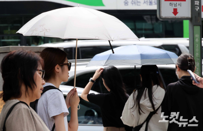 비 그친 뒤 다시 무더위…내일 낮 최고 32-33도