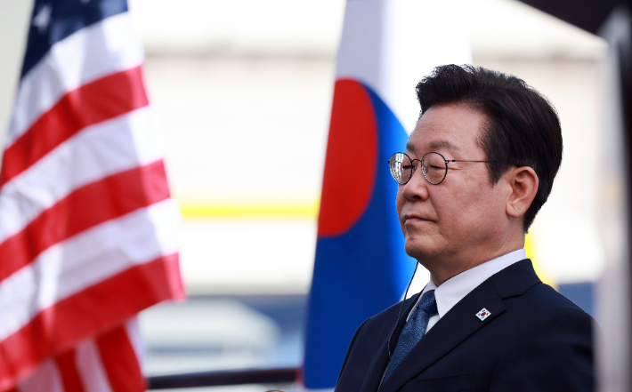 이재명 대통령이 26일(현지시간) 미국 필라델피아의 한화 필리조선소에서 열린 '스테이트 오브 메인'호 명명식에 참석해 있다. 연합뉴스