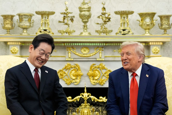 25일(현지시간) 미국 워싱턴DC 백악관 집무실에서 한미정상회담이 이뤄지고 있다. 연합뉴스