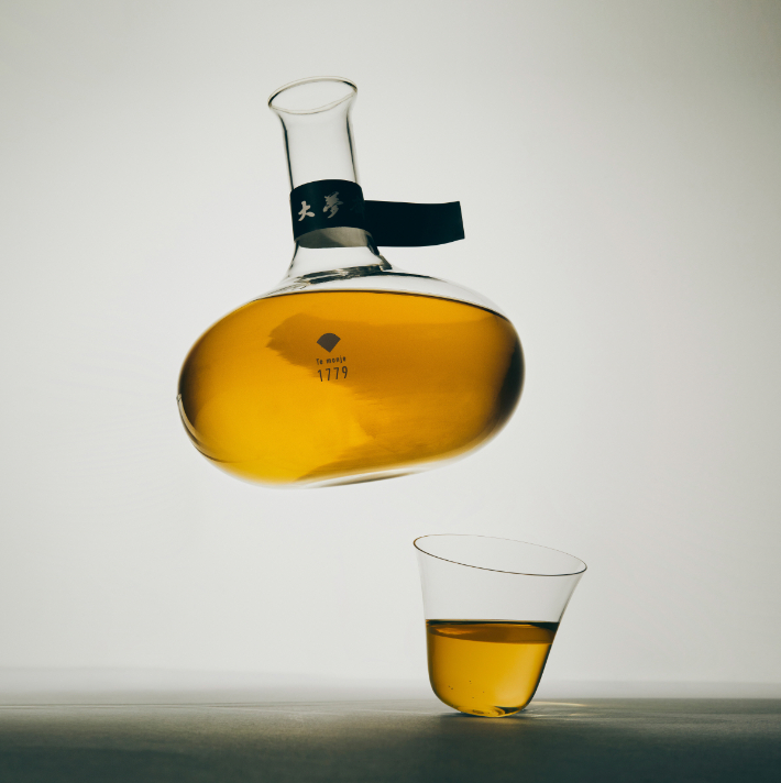 대한민국 관광공모전 금상(국무총리상)을 수상한 경주 최부잣집 전통주 '대몽재 1779 전통주'. 경주시 제공