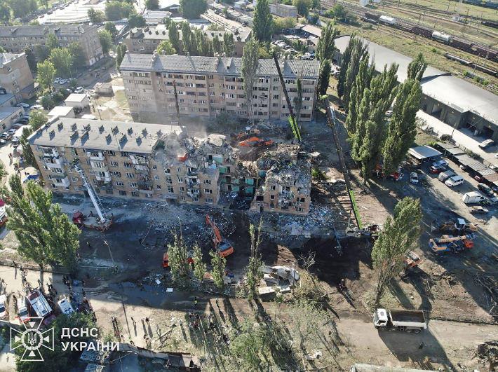 28일 새벽(현지시간) 러시아군이 우크라이나 수도 키이우에 대대적인 드론·미사일 공습을 단행했다. 연합뉴스