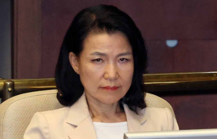 대통령실 "이진숙 직권면직 검토…정치중립 위반"[영상]