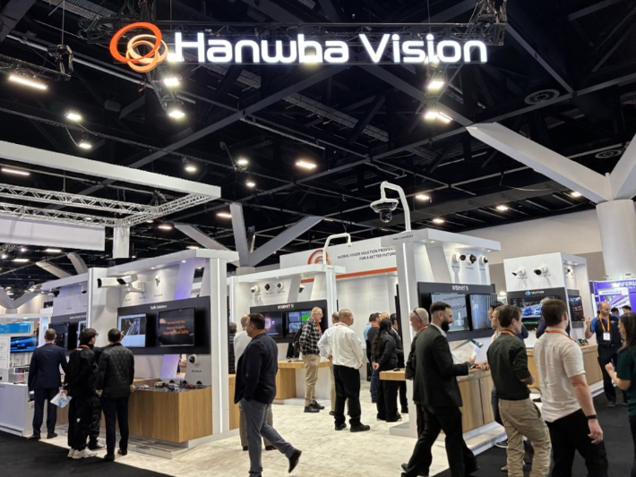 호주 보안 전시회에 꾸려진 한화비전 전시공간. 한화비전 제공 