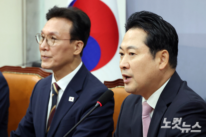 김민석 만난 장동혁 "여야 손 잡기엔 너무 멀어"…정청래 겨냥