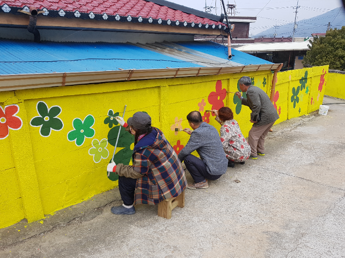 주민주도 벽화 조성. 농림축산식품부 제공