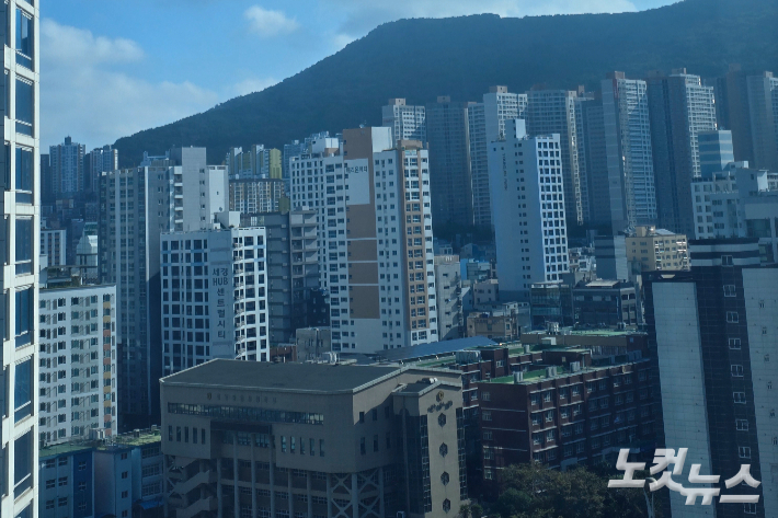 부산의 아파트. 기사와 관련 없음. 정민기 기자