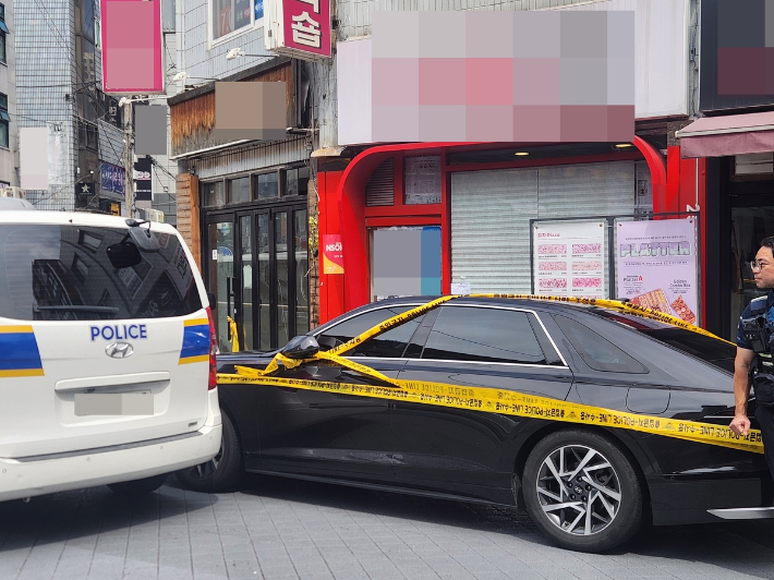 서울 관악구 피자집에서 흉기 난동…3명 사망·피의자 부상(종합)