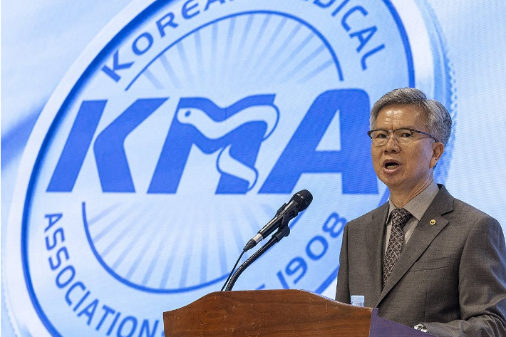 김택우 대한의사협회장. 연합뉴스