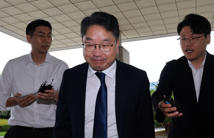 검찰청 폐지에 檢총장 대행 "깊이 반성…국민 입장서 설계돼야"