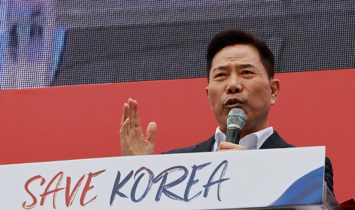 [칼럼]개신교 먹칠하는 손현보 전광훈…왜 선을 넘는가
