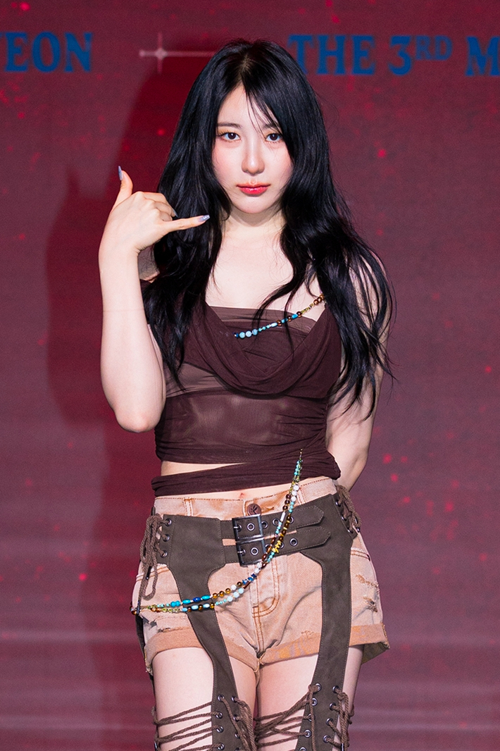 가수 이채연. WM엔터테인먼트 제공