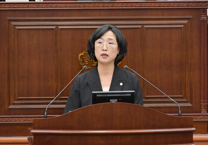 10분 자유발언에 나선 박경난 의원. 강릉시의회 제공