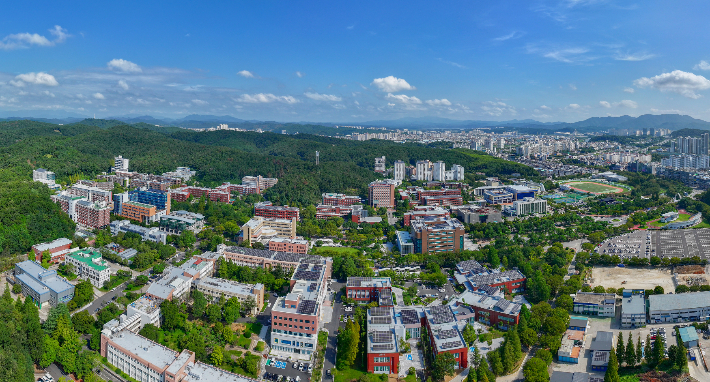 경상국립대학교 가좌캠퍼스. 경상국립대학교 제공