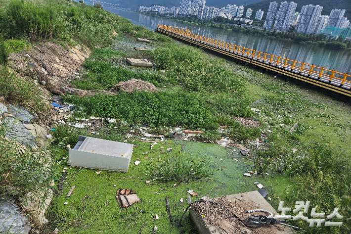 15일 경남 김해시 대동생태공원 내 낙동강수상레저시설. 이형탁 기자