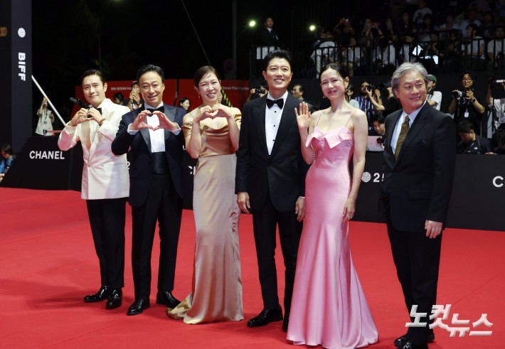 부산영화제 개막작 배우, 감독의 등장