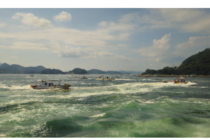 적조 방제. 경남도청 제공 