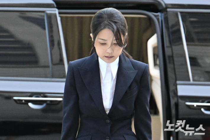 황진환 기자