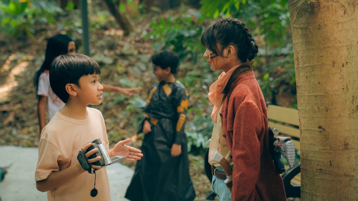 2023년 BAFA를 거쳐 간 코지 리잘 감독의 '리틀 리벨스 시네마 클럽'(Little Rebels Cinema Club)(2024) 스틸컷. MUBI 제공