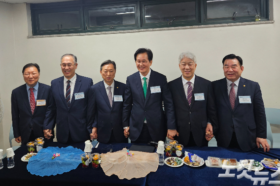 고신총회 신임 임원단 기자회견.