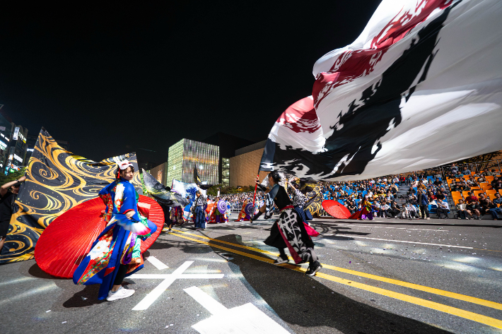 천안흥타령춤축제 2025 거리퍼레이드 모습. 천안시 제공