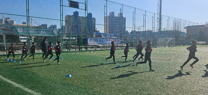 유소년축구 동계훈련. 창원시 제공 