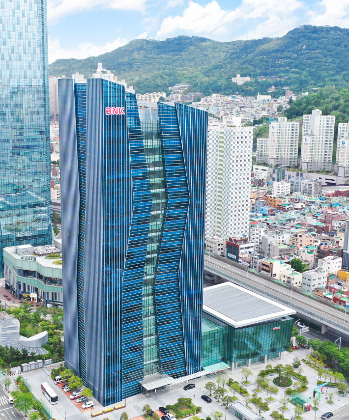 BNK부산은행 제공