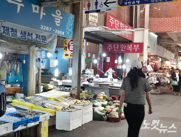 지난 29일 오전 11시 경 서울 종로구 광장시장 풍경. 김지현 인턴기자