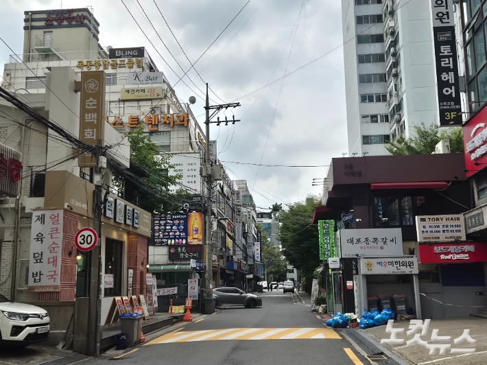 지난 29일 오전 10시 경 오목교역 인근 상가 풍경. 김지현 인턴기자