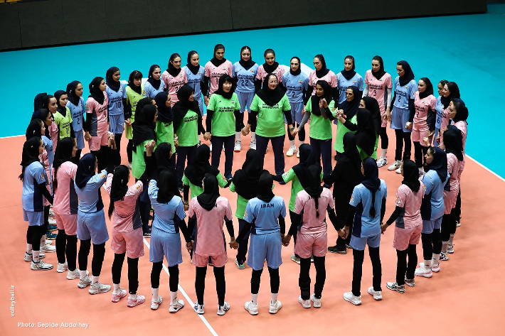 CAVA 여자챔피언십에서 우승한 여자 대표팀. FIVB 홈페이지 캡처