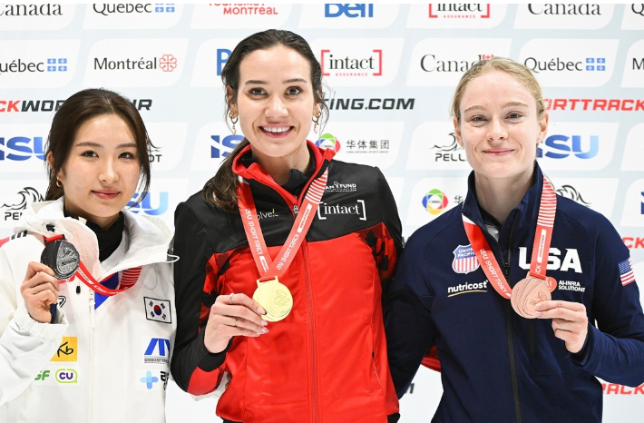여자 1500m 은메달을 따낸 김길리(왼쪽). 연합뉴스