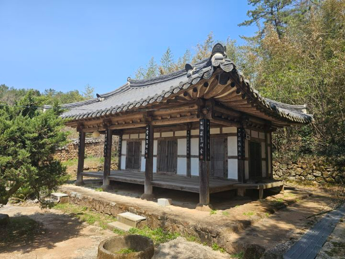 향토문화유산으로 발굴한 석호정. 보성군 제공