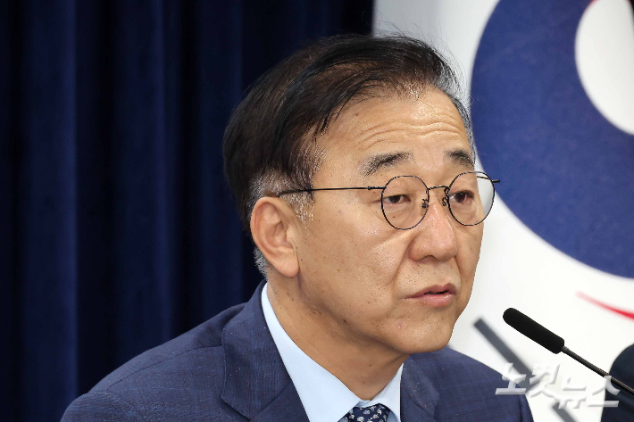 김윤덕 국토교통부 장관이 15일 정부서울청사에서 주택시장 안정화 대책을 발표하고 있다. 박종민 기자