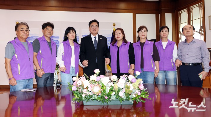 이태원참사 유가족 만난 국회의장