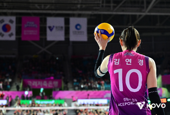 '배구 여제' 김연경. 한국배구연맹