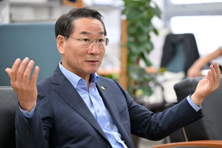 유정복 인천시장이 발언하고 있는 모습. 인천시 제공