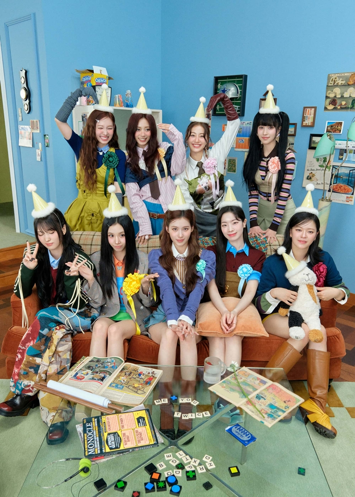 오늘(20일) 데뷔 10주년을 맞은 그룹 트와이스. JYP엔터테인먼트 제공