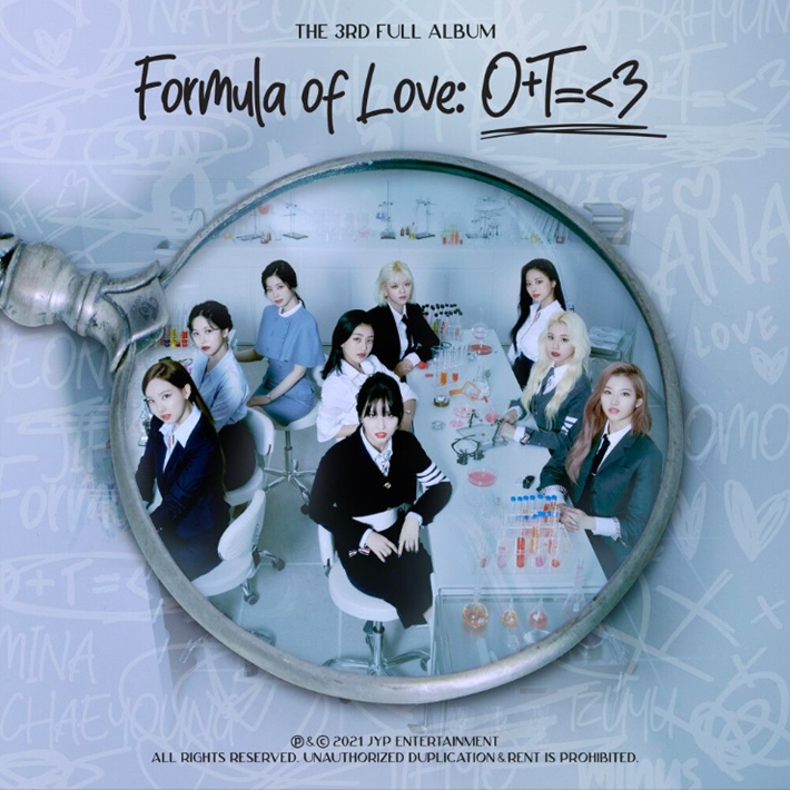 2021년에 나온 정규 3집 '포뮬러 오브 러브: O+T=<3'. 타이틀곡은 '사이언티스트'다. JYP엔터테인먼트 제공