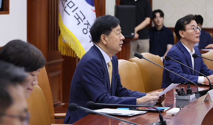초혁신경제 15대 선포 프로젝트 관련 발언하는 구윤철 부총리. 연합뉴스